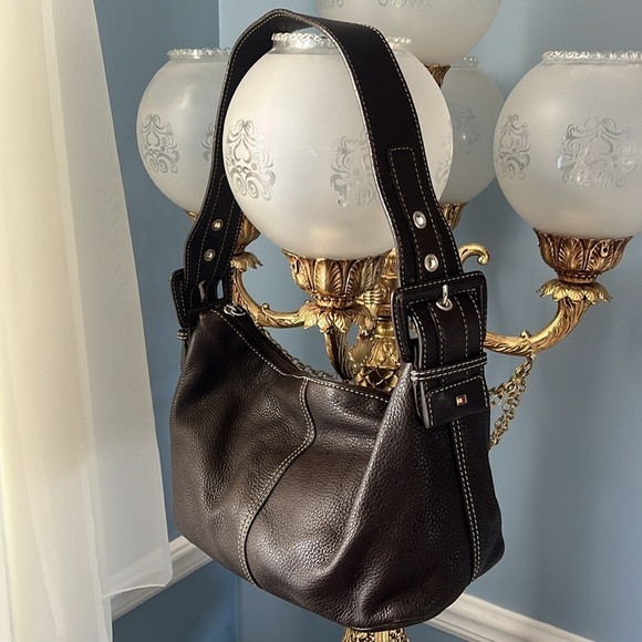 Tommy Hilfiger Genuine Leather Brown Hobo Large Strap Buckle Shoulder Bag Y2K - Picture 1 of 16